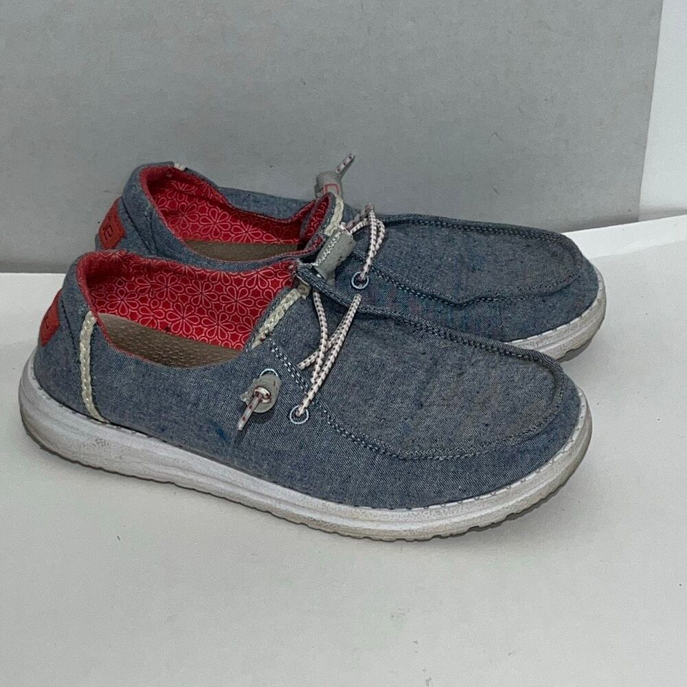 Hey Dude Women's Wendy Chambray Braid Slip-On Lightweight Sneaker Shoes Size 7
